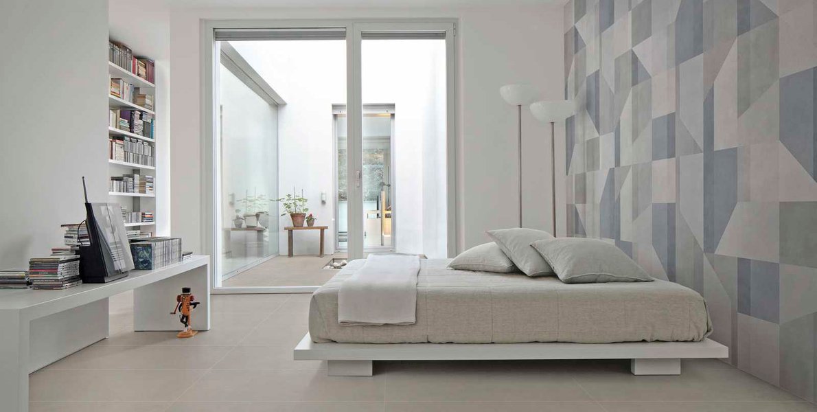 Una nuova dimensione e cinque idee diverse per decorare le pareti con le lastre sottili in ceramica