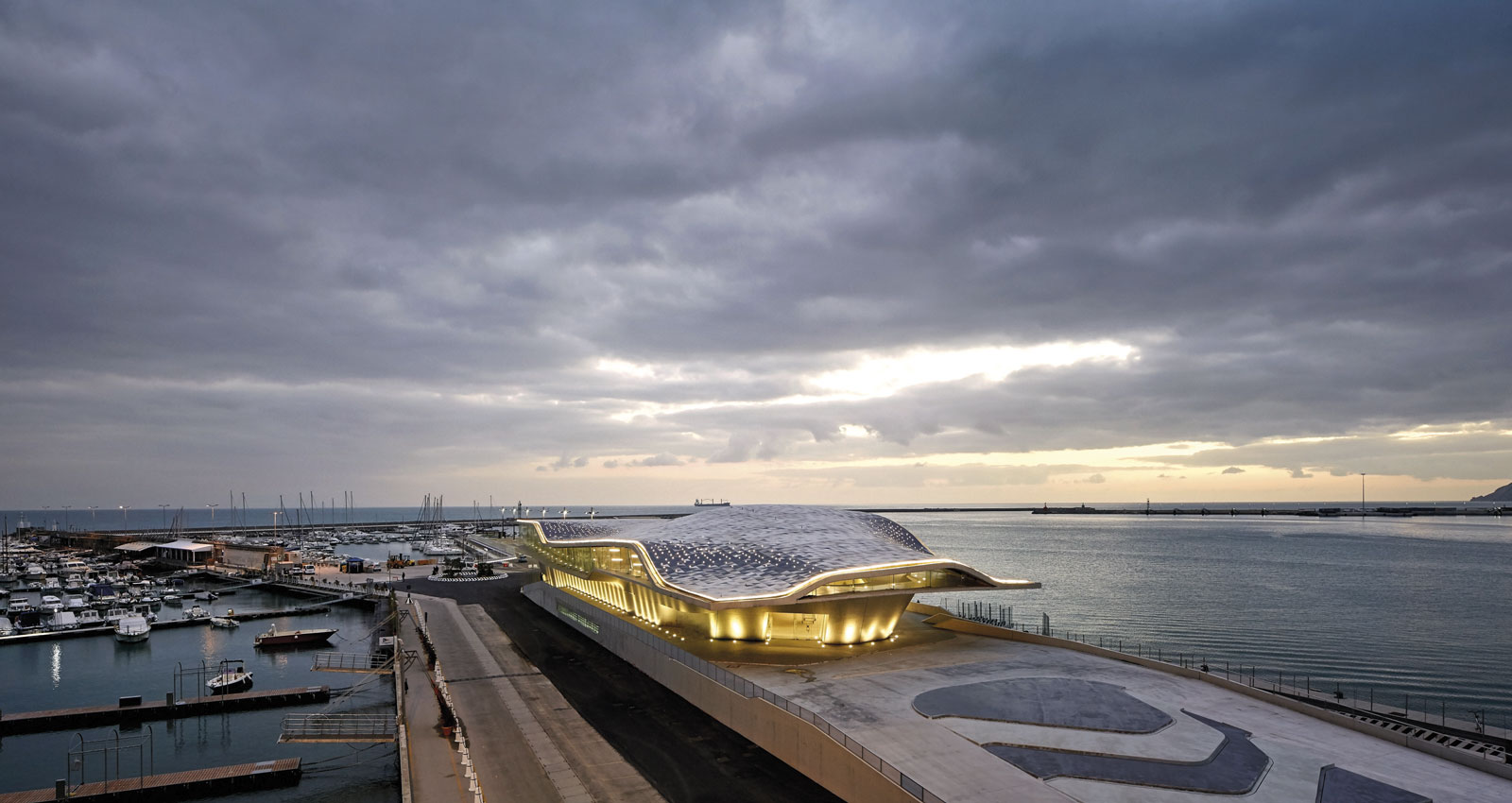 Marazzi StazioneMarittimaSalerno 001