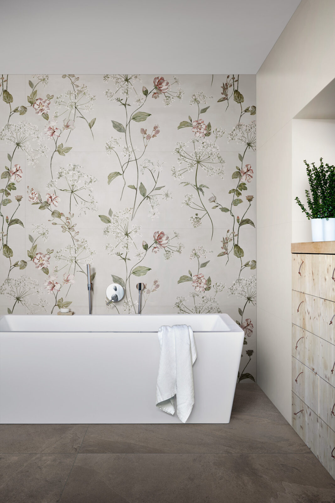 marazzi white deco 007.jpg