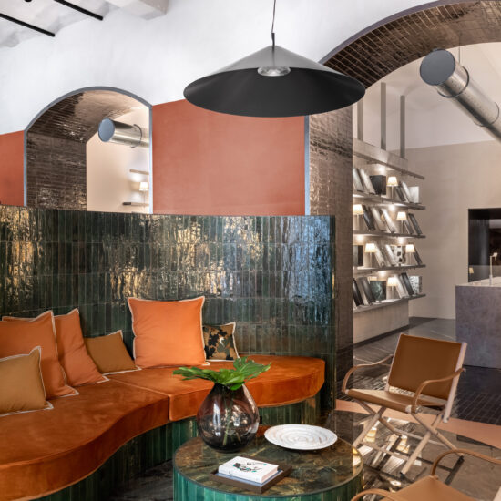 showroom roma 02.jpg