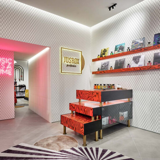 marazzi jusbox perfumes 003.jpg